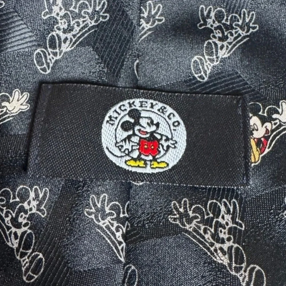Disney Mickey & Co Mens Black Necktie Fun‎ Character Print